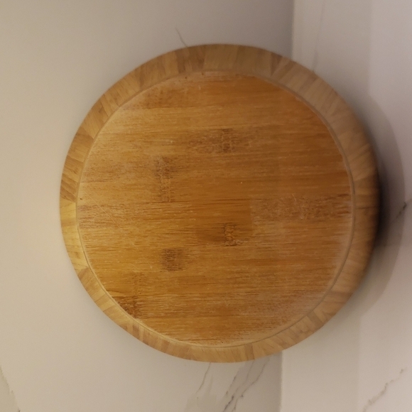 Bamboo Bowl Light Brown Bottom 8.75" Diam and Top 11.5" Diam - Picture 5 of 8